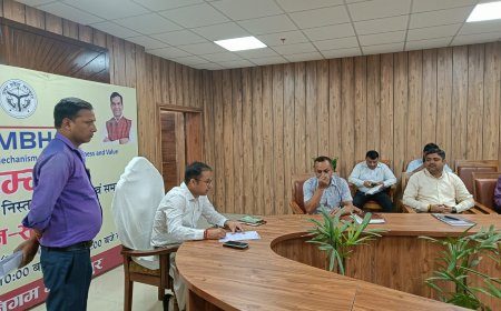 नगर निगम में  जनता दरबार,समस्याओं का नगर आयुक्त ने किया समाधान--