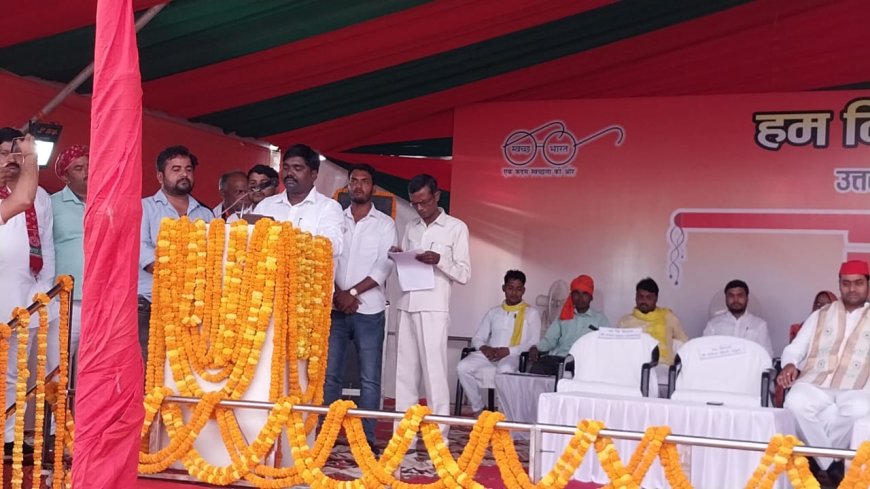 नवनिर्वाचित अध्यक्ष व सभासदों को एसडीएम ने दिलाई शपथ--