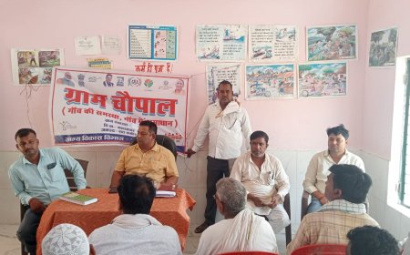 बीडीओ ने झिंगुरापार तो एडीओ पंचायत ने मड़हाराजा में लगाई चौपाल--