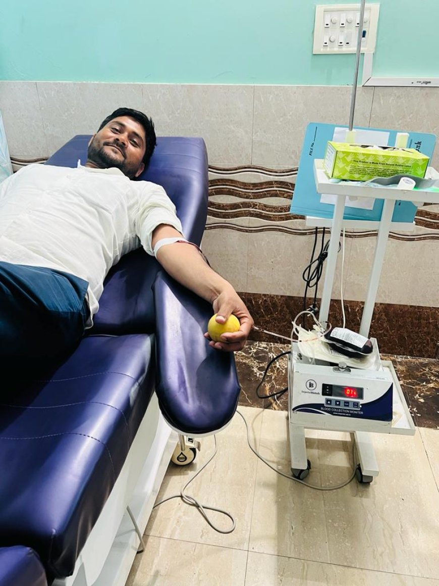 समाजसेवी ने कराया रक्तदान कैंप का आयोजन--