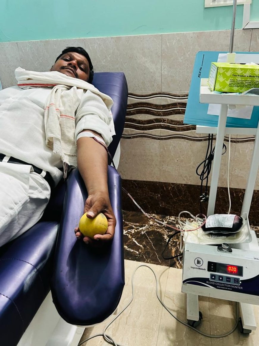 समाजसेवी ने कराया रक्तदान कैंप का आयोजन--