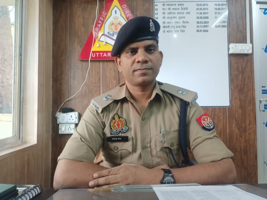 नवागत पुलिस अधीक्षक ट्रैफिक श्याम देव ने किया पदभार ग्रहण--