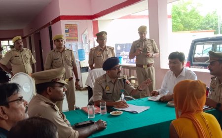 थाना समाधान दिवस में पहुँचे एसपी,सुनी फरियाद---