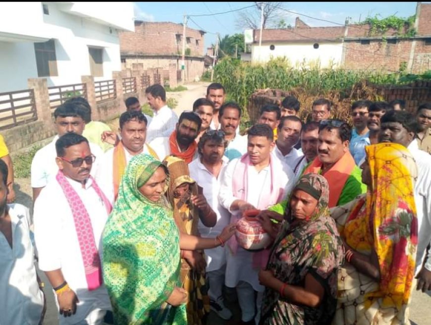 मेरी माटी मेरा देश अभियान के तहत घर घर लिया मिट्टी---