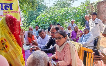 कोटेदार ने चौपाल में ग्रामीणों को दी धमकी---