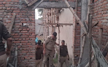 इंडोर स्टेडियम का शटरिंग टूटने से मजदूर की मौत,दो घायल