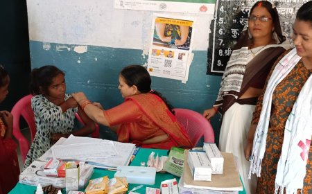 पीएचसी बनकटी में शिविर लगाकर किया टीकाकरण