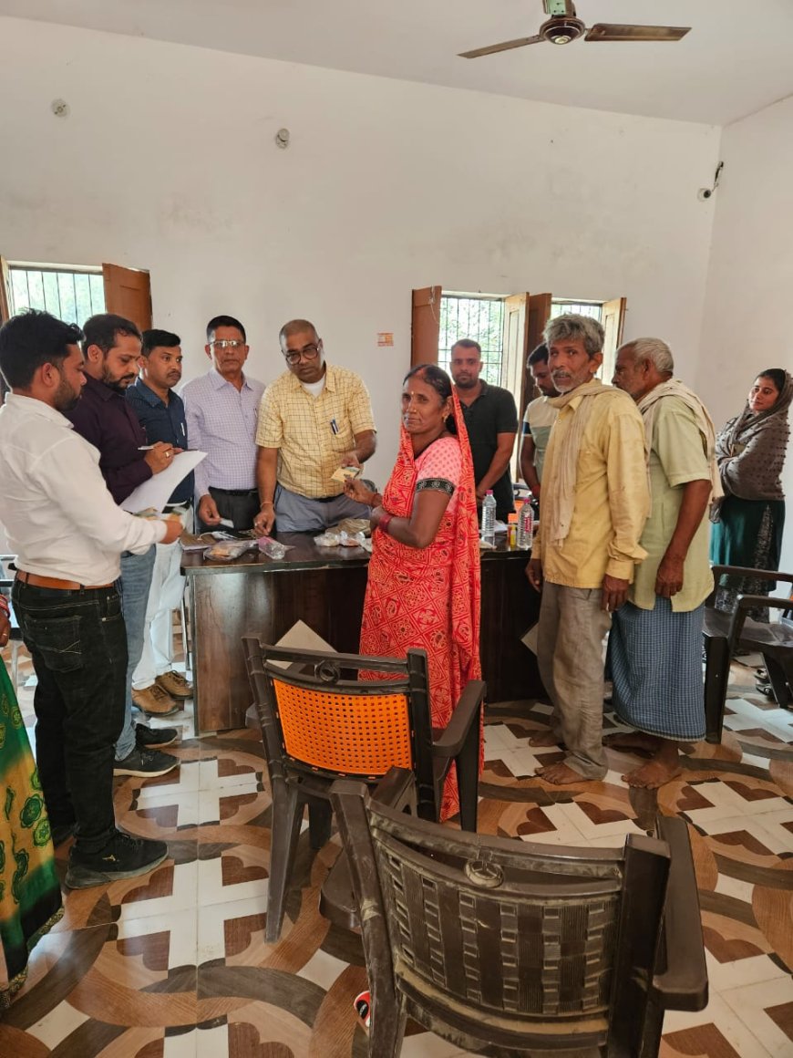 पराली प्रबंधन को लेकर उप कृषि निदेशक ने किसानों को किया जागरूक