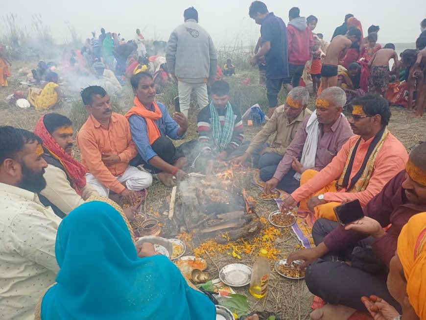 पर्यावरण संरक्षण को लेकर भव्य आरती का आयोजन