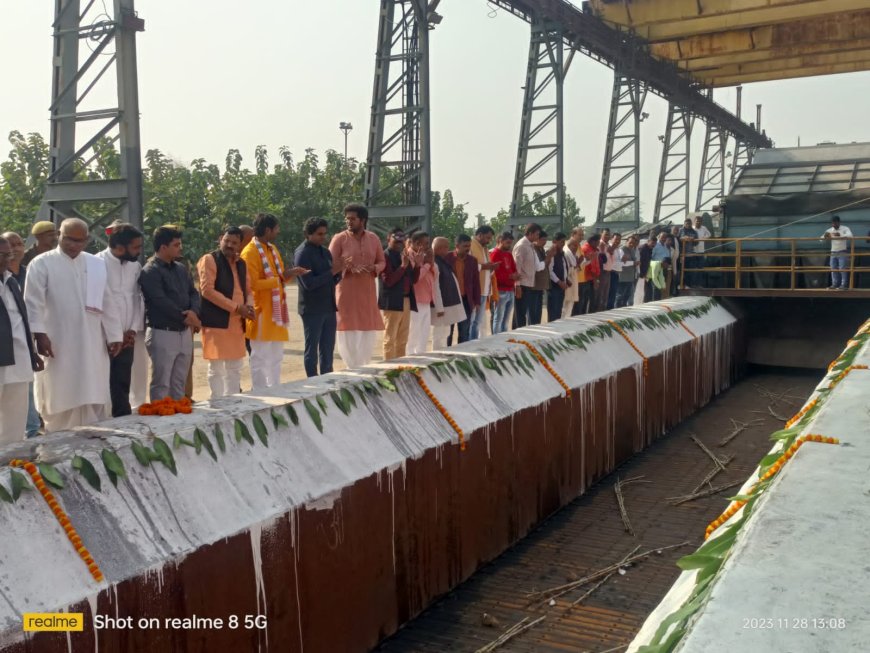 मंत्रोचारण के साथ अठदमा शुगर मिल का पेराई सत्र का शुभारम्भ