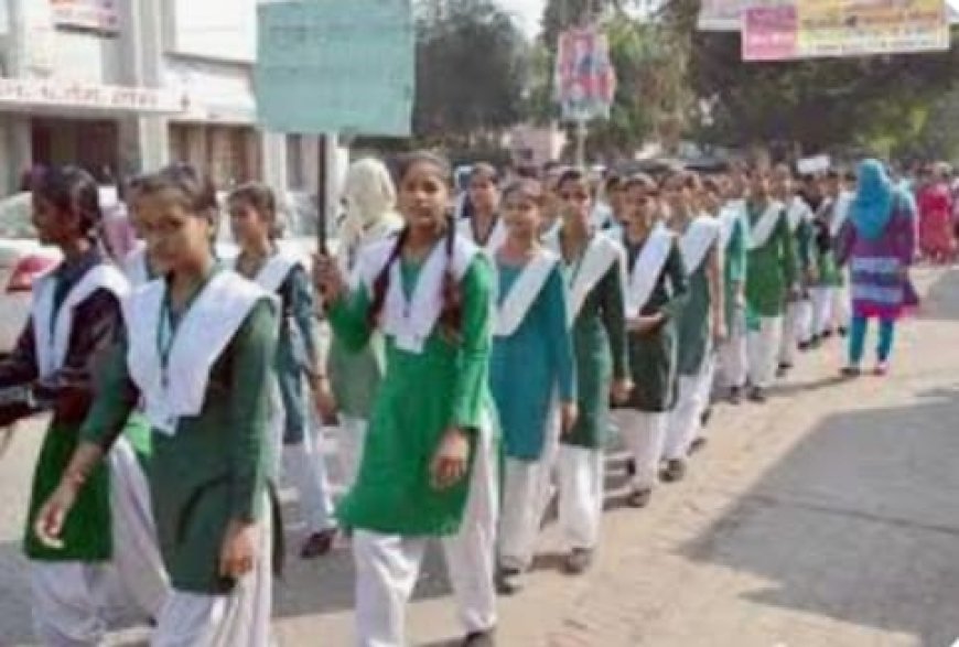 एड्स की रोकथाम के लिए निकाली जागरूकता रैली