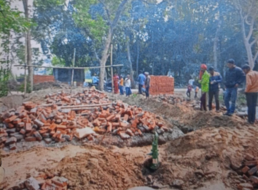 ध्वस्त किया गया निर्माणाधीन अन्नपूर्णा भवन