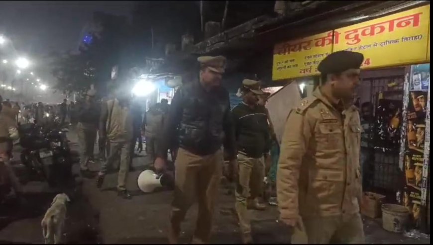 सीओ कैंट ने अतिक्रमण के खिलाफ पैदल गस्त कर चलाया अभियान