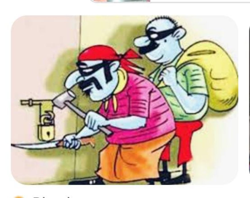 दुकान का दरवाजा तोड़कर 32 मोबाइल और नकदी चोरी