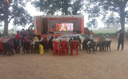 विकसित भारत संकल्प यात्रा रथ का फूल मालाओं के हुआ स्वागत