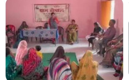 पसड़ा में चौपाल लगाकर अधिकारियों ने सुनी जन समस्याएं