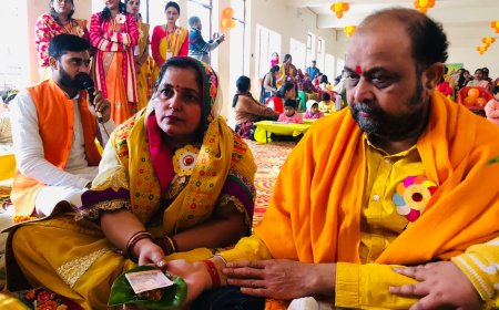 बसंत पंचमी पर गुरुकुलम रीति से कराया विद्यारंभ संस्कार