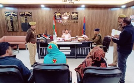 जनता दर्शन में एसपी ने सुनी फरियादियों की समस्याएं