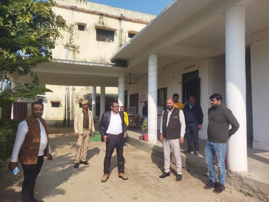 एसडीएम सदर ने अधूरे कार्य को पूरा करने का दिया निर्देश