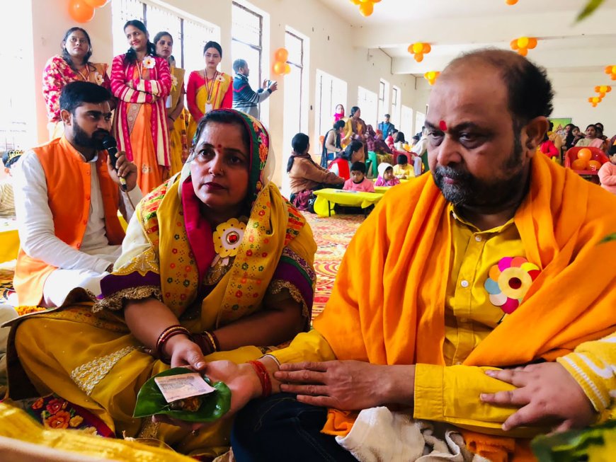 बसंत पंचमी पर गुरुकुलम रीति से कराया विद्यारंभ संस्कार