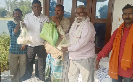 होली में गोझिया की मिठास बढ़ा रहे घुघसा प्रधान