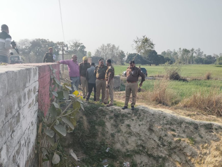 पुल के नीचे अधेड़ का शव मिलने से सनसनी