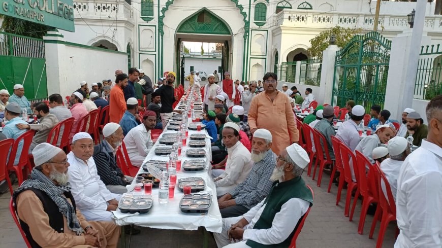 इमामबाड़ा में आयोजित हुआ सामूहिक रोजा इफ्तार