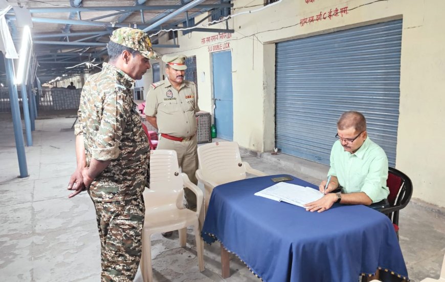 एएसपी ने किया स्ट्रांग रूम का निरीक्षण