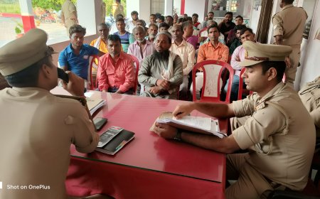 ताजियादारों व सम्भ्रांतजनो के साथ एसओ ने की बैठक
