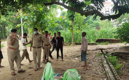 तालाब में मिला अज्ञात युवक का शव, इलाके में सनसनी