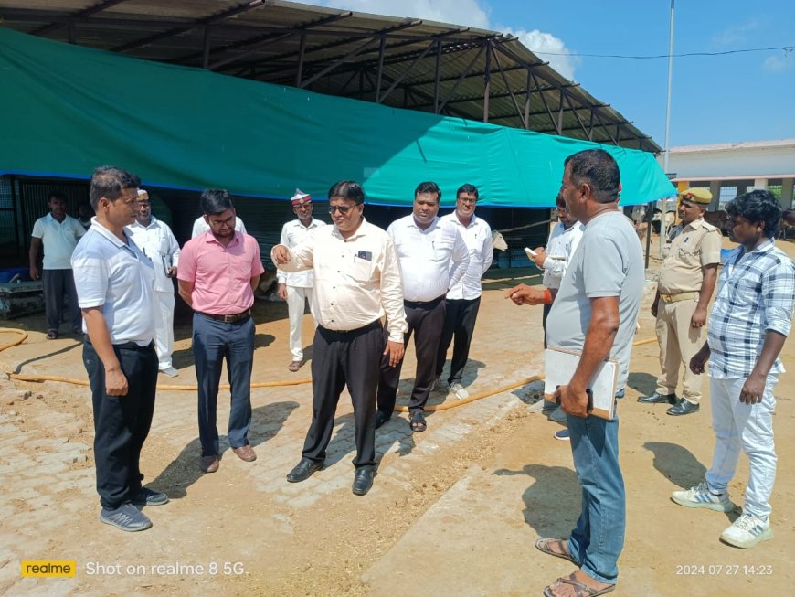 डीएम ने किया तहसील मुख्यालय व कान्हा गौशाला का औचक निरीक्षण