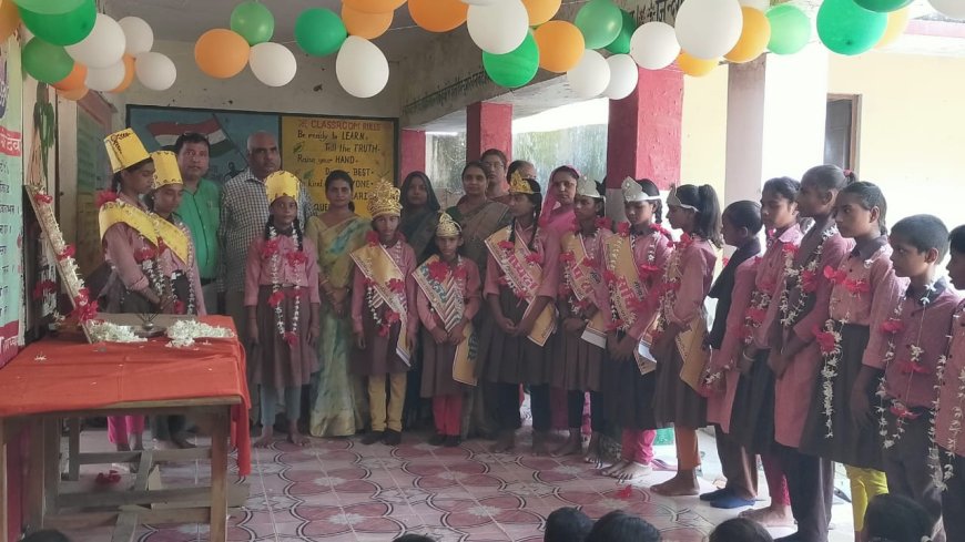 बच्चों ने केक काटकर मनाया राजू मीना का जन्मोत्सव