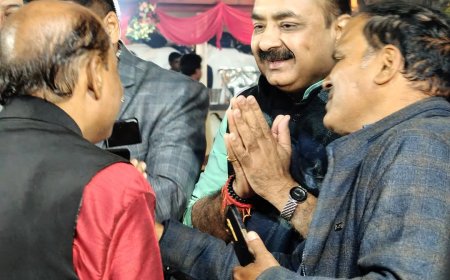 नववर्ष की पूर्व संध्या पर पूर्व विधायक ने दी जनपद वासियों को नववर्ष की बधाई