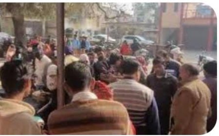 अधेड़ ने प्राइवेट पार्ट काटकर शिवलिंग पर चढ़ाया, लगे हर हर शंभू के नारे