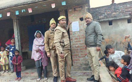 गौवध निवारण अधिनियम के फरार अभियुक्त के घर कुड़की का नोटिस चस्पा