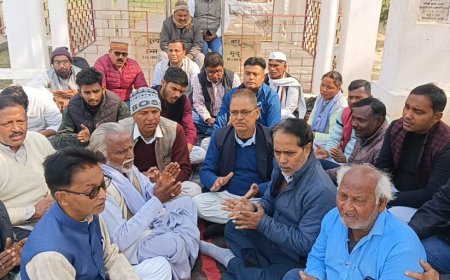 रघुपति राघव राजाराम गाकर कांग्रेसियों ने बापू को किया याद