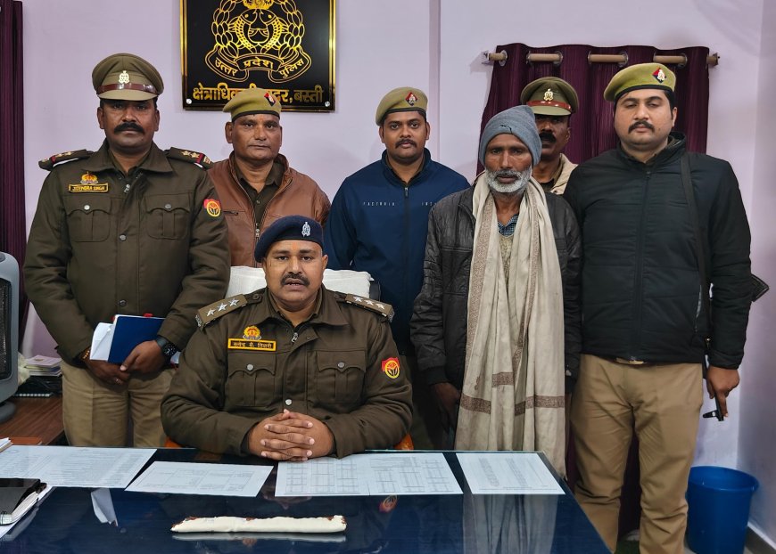 अवैध चाकू व वाहन के साथ गौ तस्कर गिरफ्तार