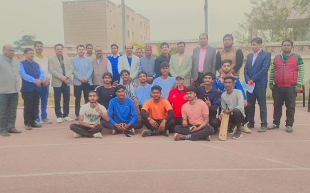 क्रिकेट प्रतियोगिता में विज्ञान संकाय टीम 6 विकेट से पराजित