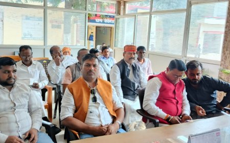 महाशिवरात्रि पर्व को लेकर सीओ ने किया सम्भ्रांत जनों के साथ बैठक