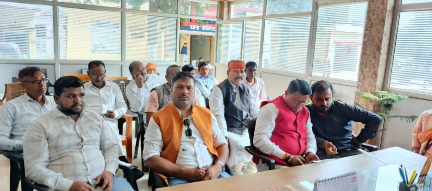 महाशिवरात्रि पर्व को लेकर सीओ ने किया सम्भ्रांत जनों के साथ बैठक