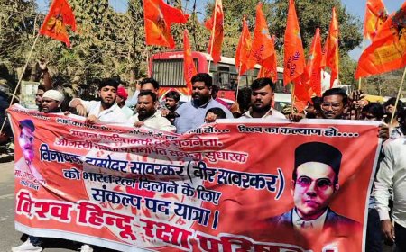 वीर सावरकर को भारत रत्न देने की मांग को लेकर पदयात्रा निकाली