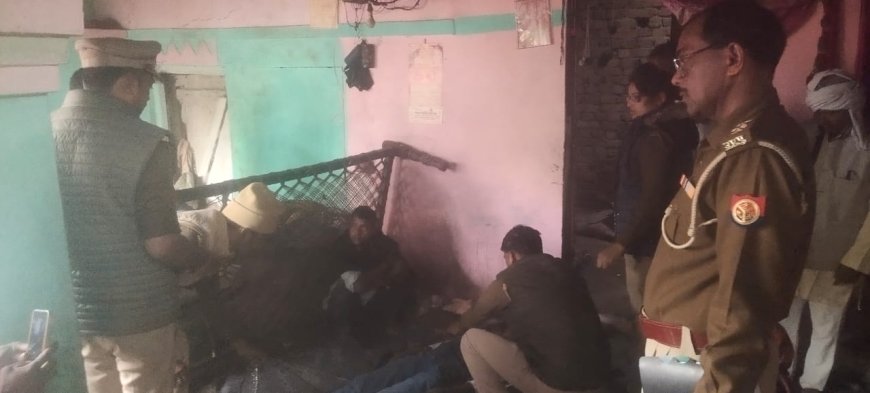 दुपट्टे के सहारे कुंडी से लटकता मिला किशोरी का शव