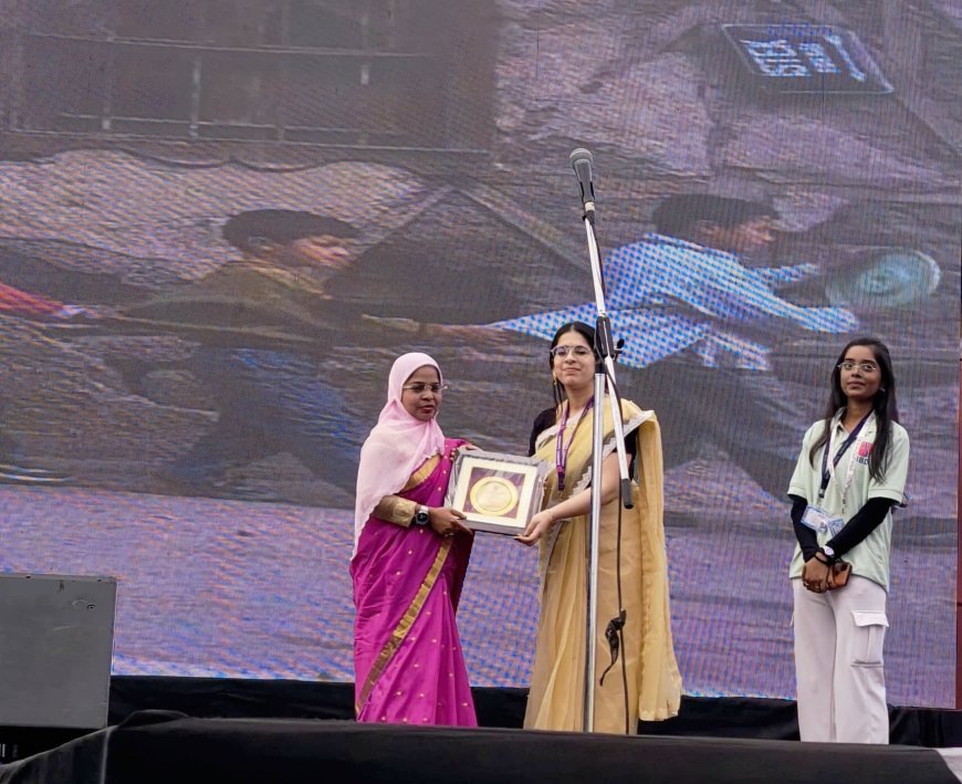 विश्व महिला दिवस पर बीबीडी में सम्मानित हुईं आसिया गोरखपुरी