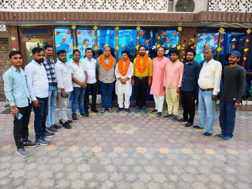 छात्र युवा दल ने किया रेडक्रास के नवनिर्वाचित पदाधिकरियों का सम्मान