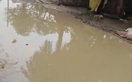 पीपीगंज में नाली निर्माण न होने से आवागमन बाधित