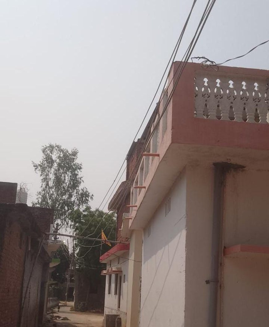 लटक रहे विद्युत तारों से खुटहन जैसी घटना का डर, अप्रत्याशित कटौती बनी मुसीबत