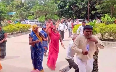 तहसील समाधान दिवस में महिलाओं के हाथ पिट गए प्रधान प्रतिनिधि