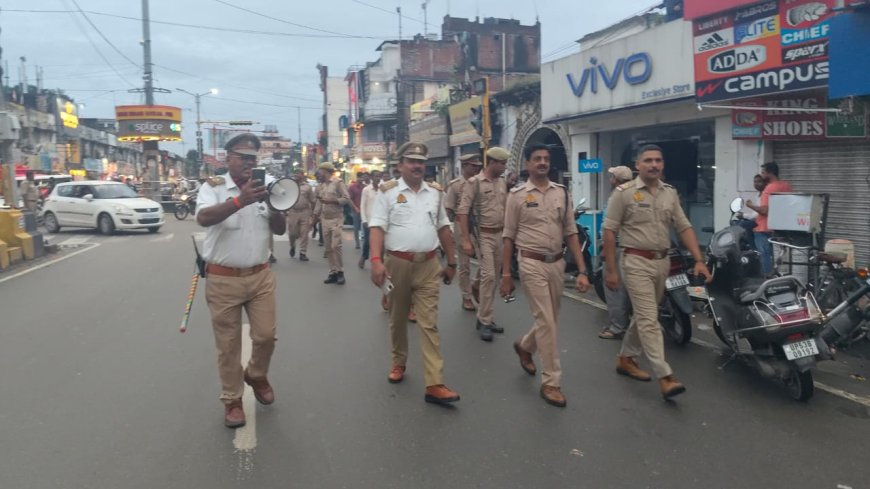 नो पार्किंग में खड़े 68 चार पहिया व 161 दो पहिया वाहनों का चालान