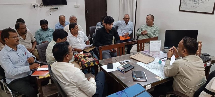 एसडीएम सदर काश्तकारों के साथ बैठक कर किया राजी, जल्द होगा रजिस्ट्री