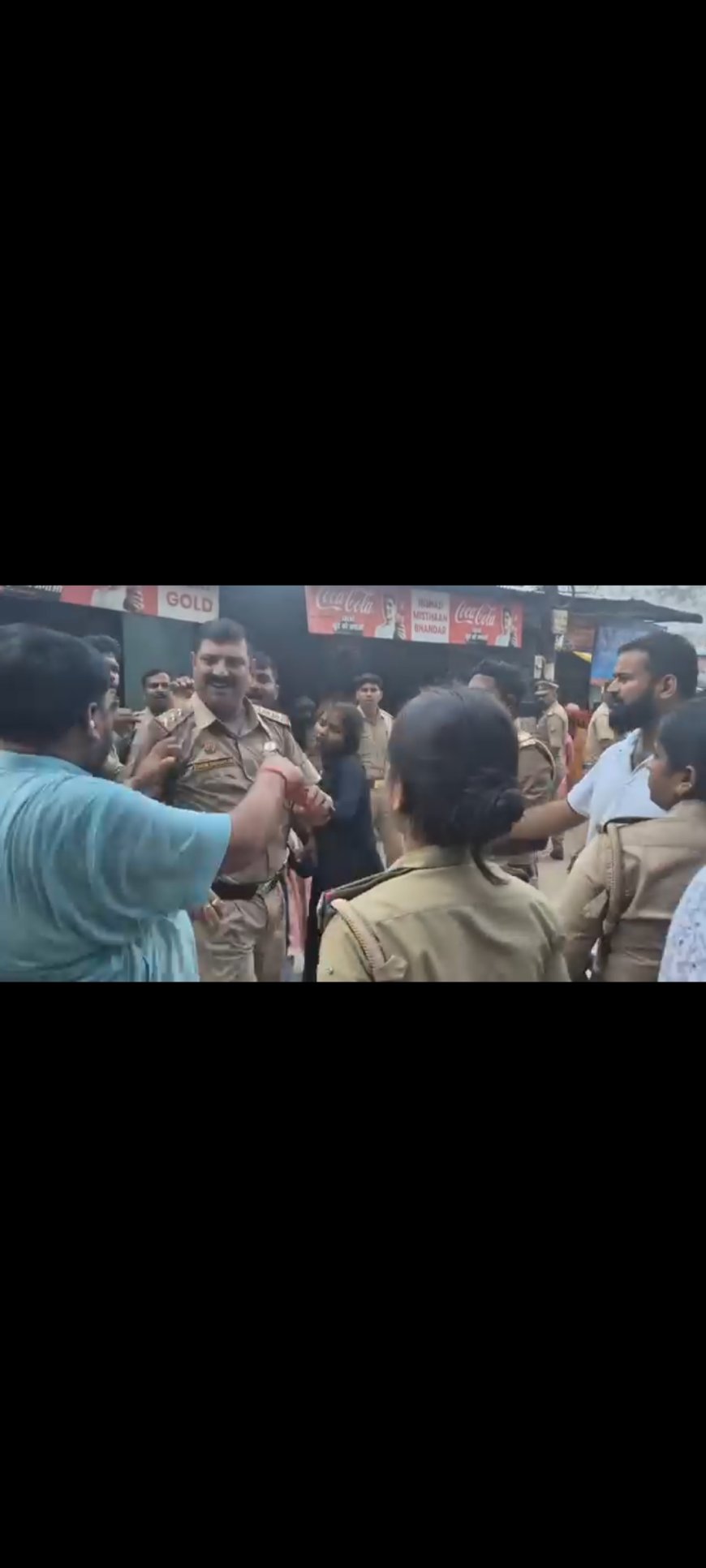 इलाज के दौरान कुंज बिहारी की मौत पर अस्पताल में हंगामा, पुलिस वाले भी चोटिल